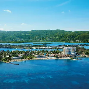 Sunscape Cove And Resort